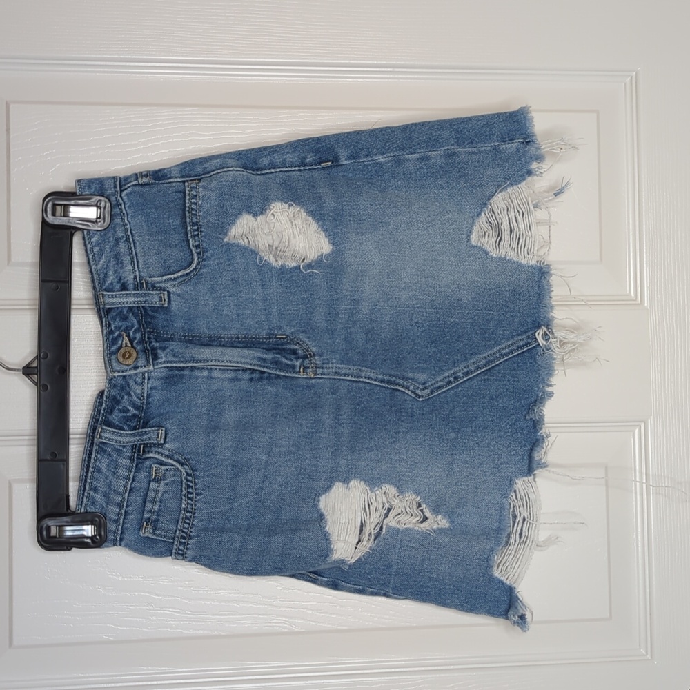 Hollister Ultra High Rise Denim Mini Skirt Distressed Blue Size 25 / 1